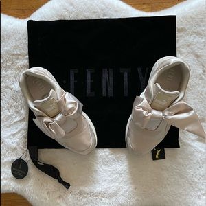‼️SALE Puma Fenty by Rihanna bow satin sneakers